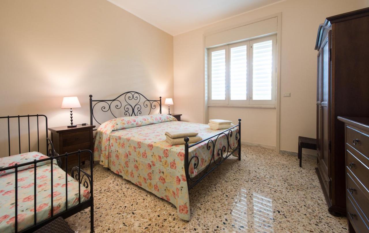 Bed and Breakfast Parco Degli Aranci Cutrofiano Esterno foto