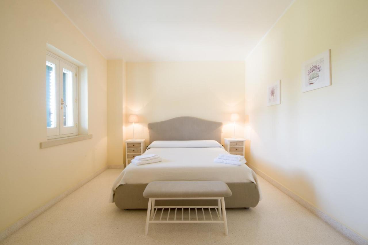Bed and Breakfast Parco Degli Aranci Cutrofiano Esterno foto