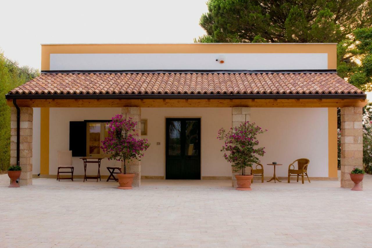 Bed and Breakfast Parco Degli Aranci Cutrofiano Esterno foto
